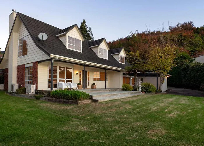 Okawa Bay Waterfront - Absolute Lakefront With Jetty 10min From Hells Gate