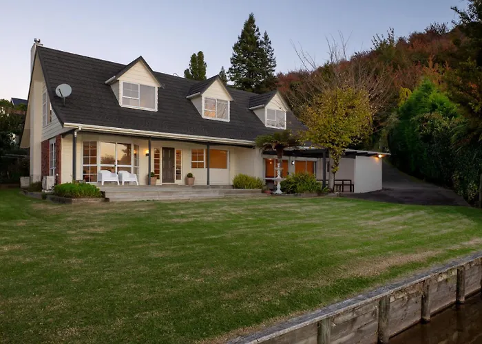 Okawa Bay Waterfront - Absolute Lakefront With Jetty 10min From Hells Gate *