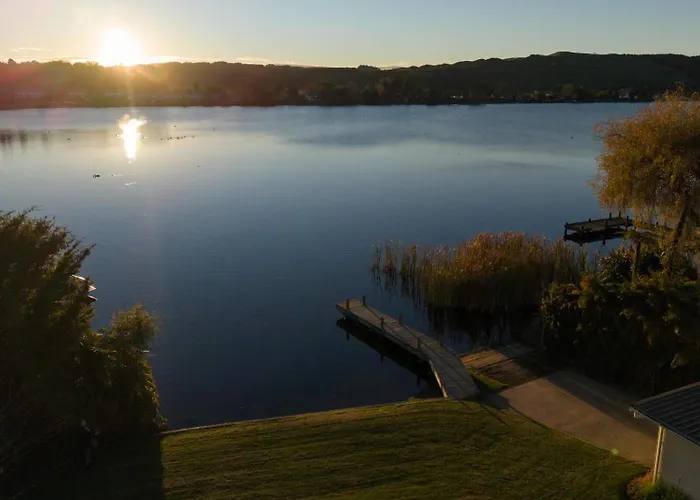 Okawa Bay Waterfront - Absolute Lakefront With Jetty 10min From Hells Gate *